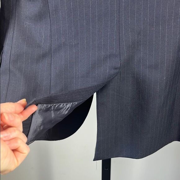 J.Crew Women’s Pinstriped Blazer - Picture 4 of 8